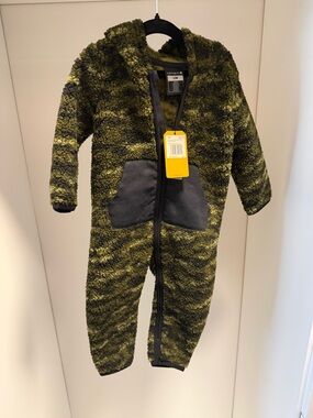 Carhartt Camo Olive Green Sherpa Hooded One-Piece with Black Detail